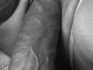 Mmmmmmm sliding that cock right in!!
