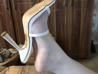 Put your cock in here and cum!😉