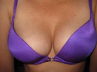 My wife looks sexy in this bra, don\'t ya think?
