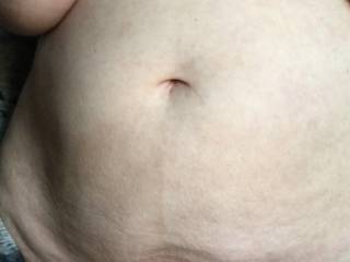 A lovely lady - hairy and large-breasted - lets a gentleman have a look