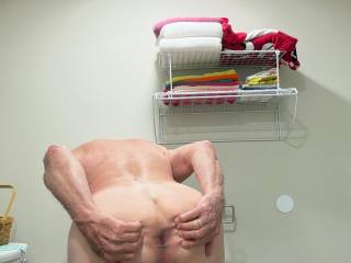Spreading my ass