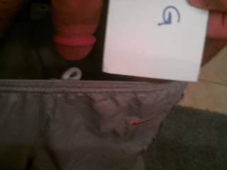 Dropping my pants to support zoig