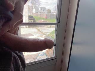 Hope the neighbor girl can see