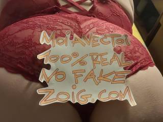 We\'re real, no fake profiles, we\'re only looking for women and couples !