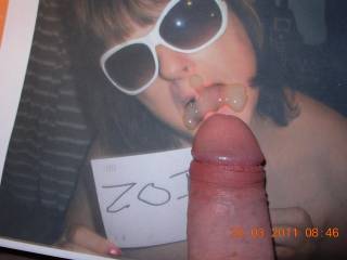 el top gives me and my glasses the \'splashes\'.....who else likes to jizz on glasses?