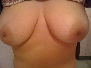sending boobies from work. he should be ready to fuck me hard when i get home