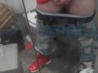 Just had an urge to stroke on my fatt cock at luntch for who ever would like to watch nice lil video hope y\'all like