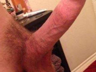 Well its my
Cock fully hard 16.5 inches fully hard at 
29 years old 6'0 179lbs medium stocky build