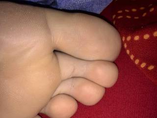 Closeup of my gf's feet!