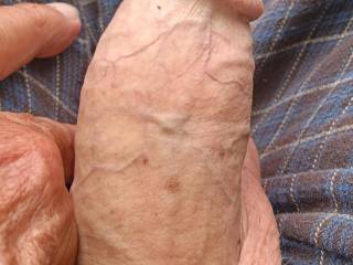 Looking fir some help with this 🤔👅👅