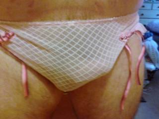 let me suck your cock off thru your pretty pink panties