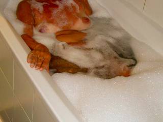 Want you go to the bath with her?