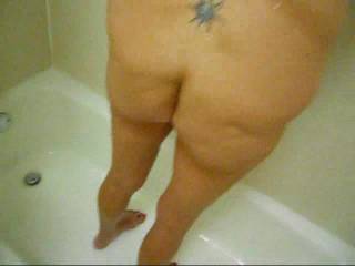 Shower time, who want\'s in?