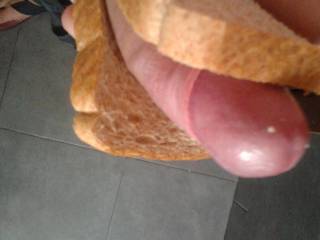 Ey girls, I made a sandwich for you