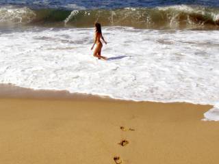 Asian GF frolicking in the warm surf... care to join? ;-)~