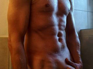 another horny shower shot ;)