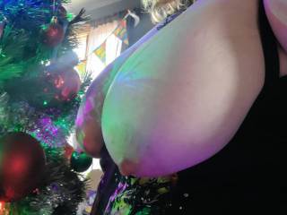 Cum unwrap this late Christmas gift the rest of the way