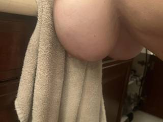 side boob
