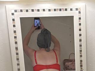 God I love when she shows me that ass!!😍