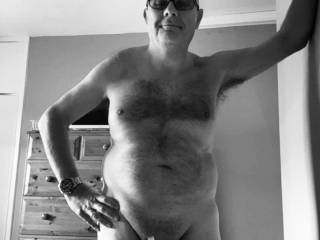 B&W nude