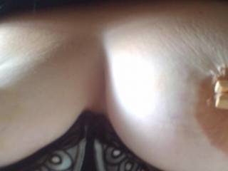 Having a lil fun with the close pins look this pic to send to my man for a lil tease.