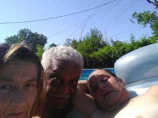 Jae Me & Rhonda In the pool Taking a selfi