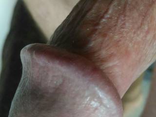 Who like smelly unwashed cock with precum. I like this play to....