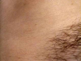 Her sexy hairy pussy and belly button for someone to cover in cum for us please!!!
